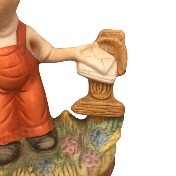 Original Arnart Creation Young Boy Figurine Bisque Made in Taiwan 5" - Picture 3 of 9